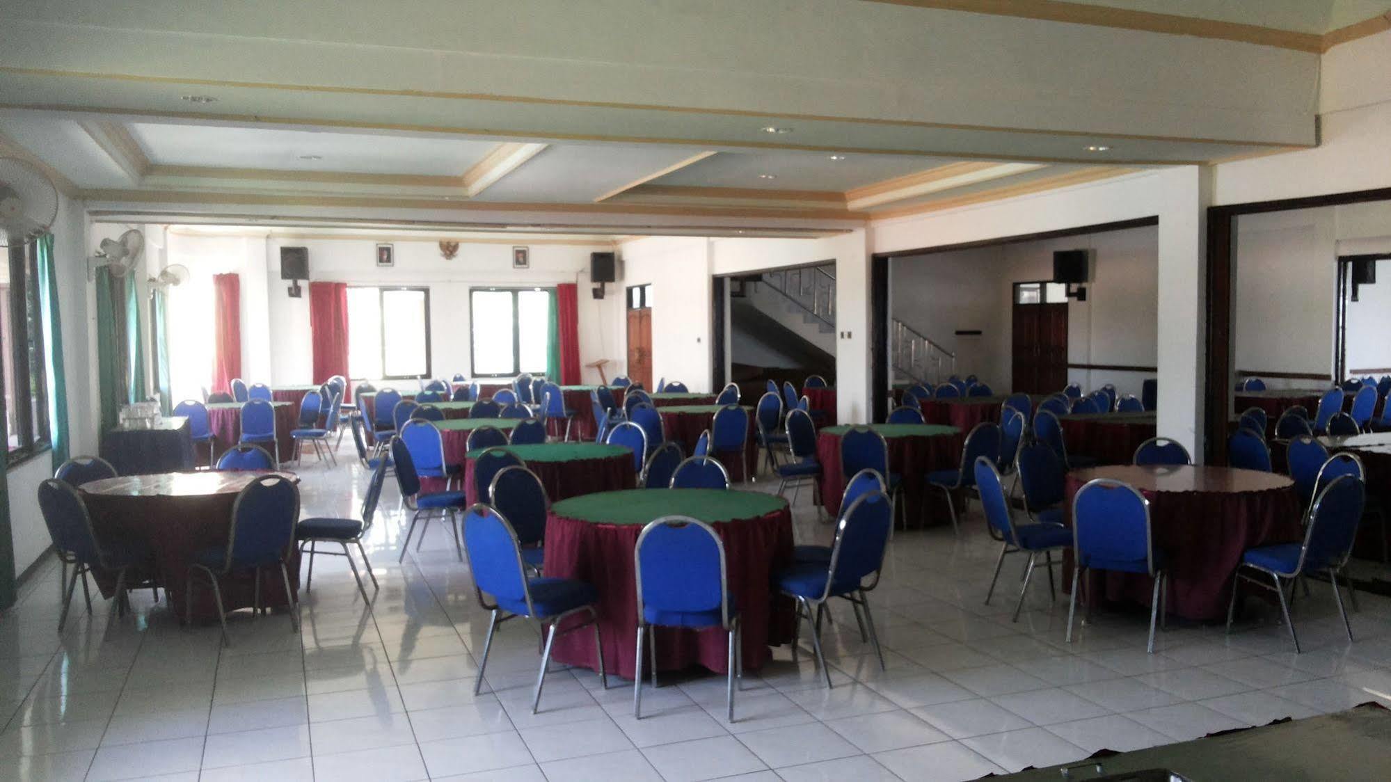 Hotel Surya Indah Batu Malang Ngoại thất bức ảnh